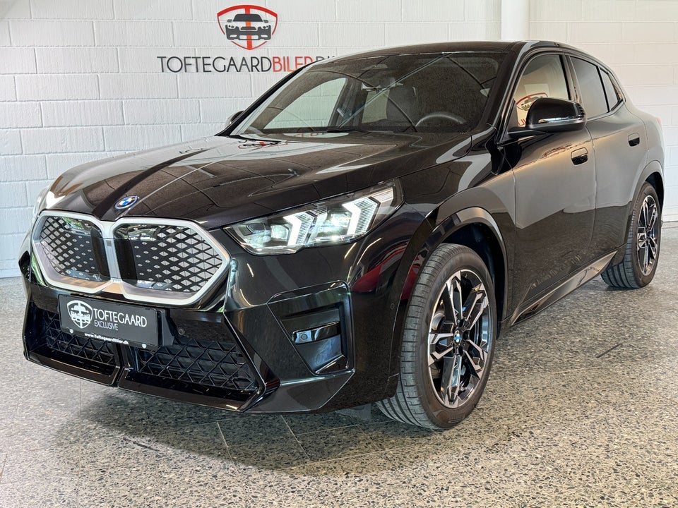 BMW iX2 xDrive30 M-Sport Premium 5d