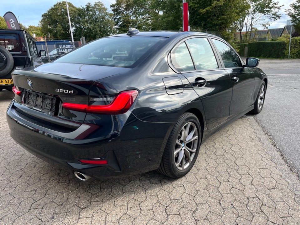 BMW 320d 2,0 Connected aut. 4d