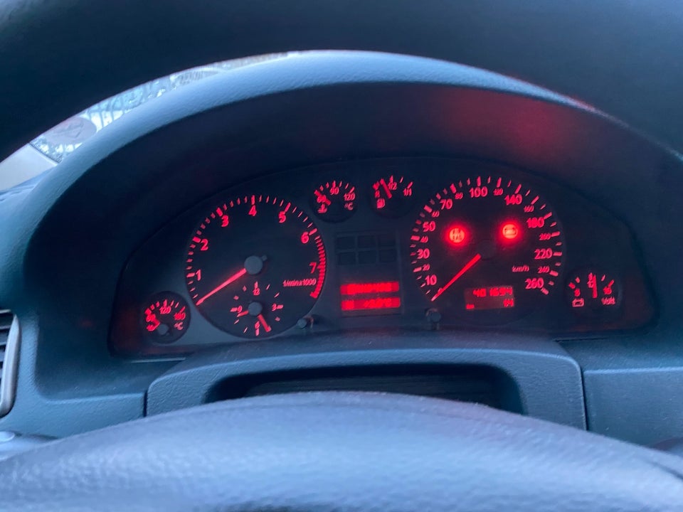 Audi A6 2,4 V6 Tiptr. 4d