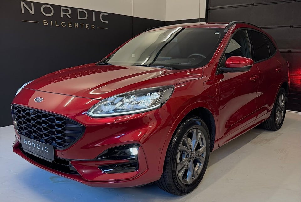 Ford Kuga 2,5 PHEV ST-Line X CVT 5d