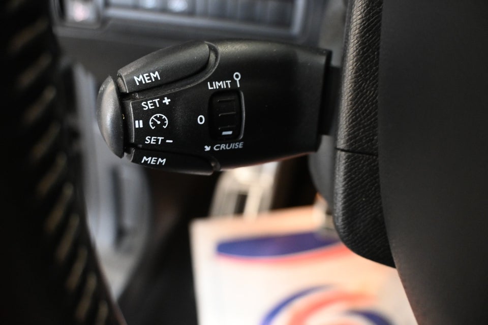 Peugeot 308 1,6 BlueHDi 120 Selection Sky SW 5d