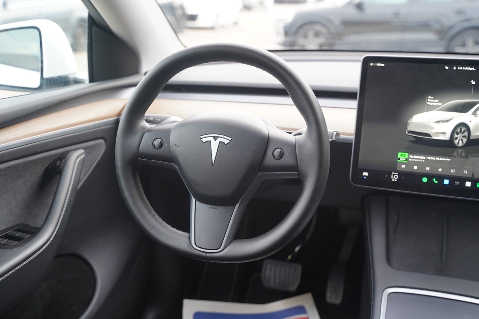 Tesla Model Y Long Range AWD 5d