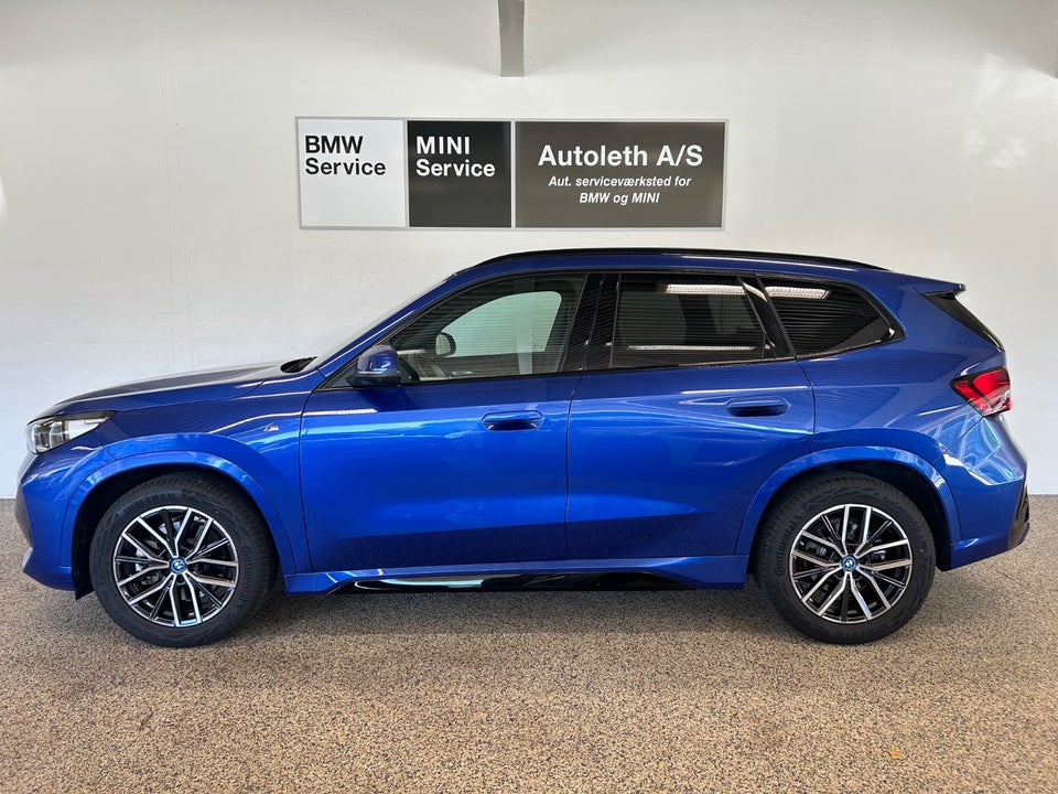 BMW iX1 xDrive30 Fully Charged 5d