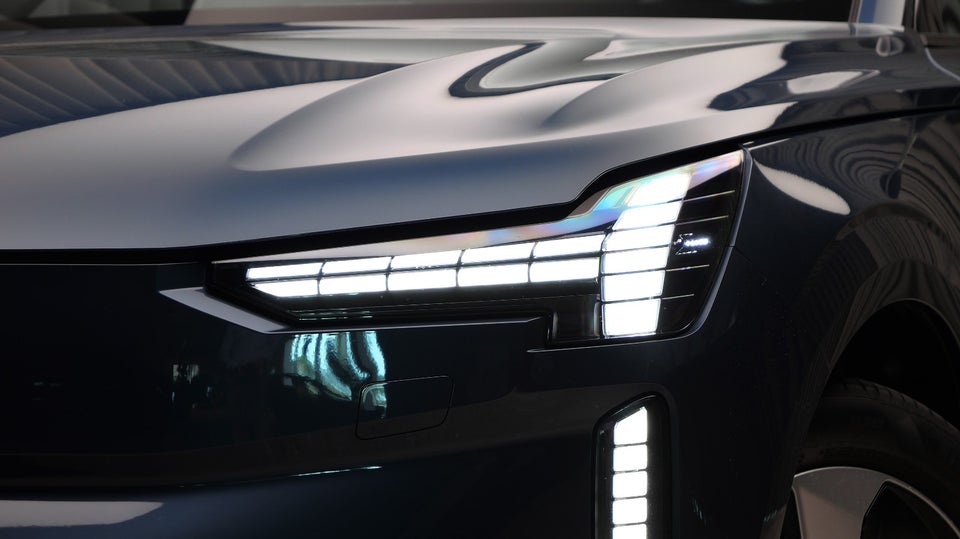 Volvo EX90 Plus 7prs 5d
