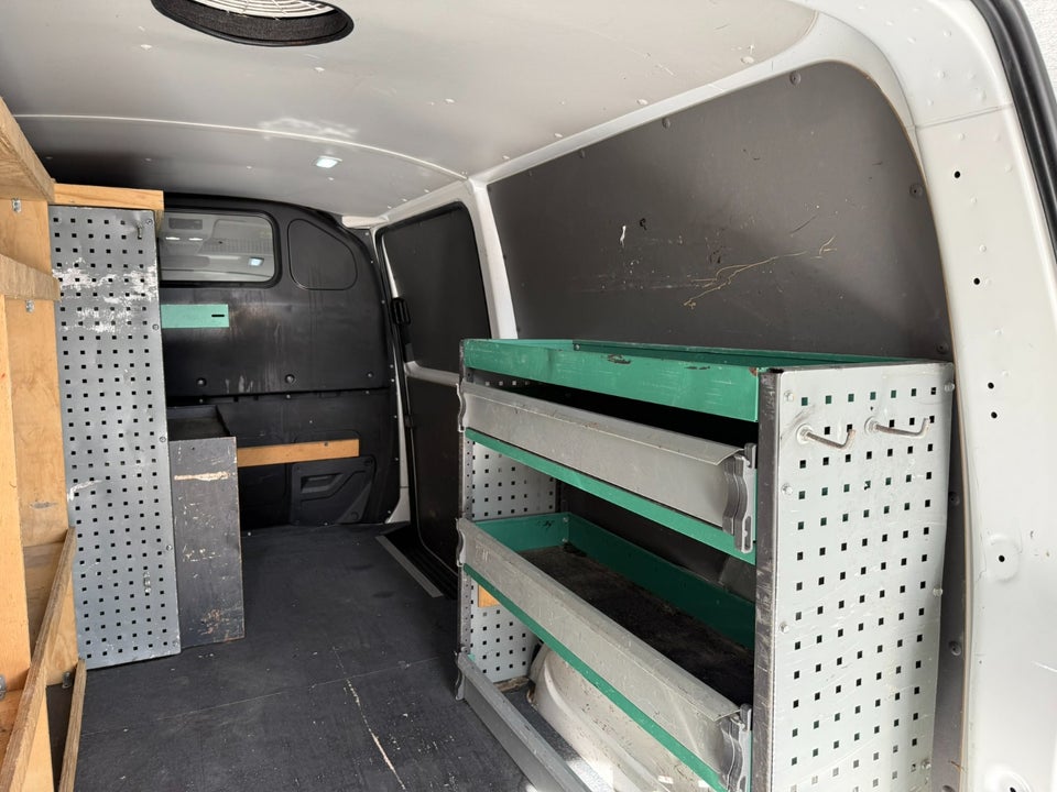 VW Transporter 2,0 TDi 150 Kassevogn DSG lang