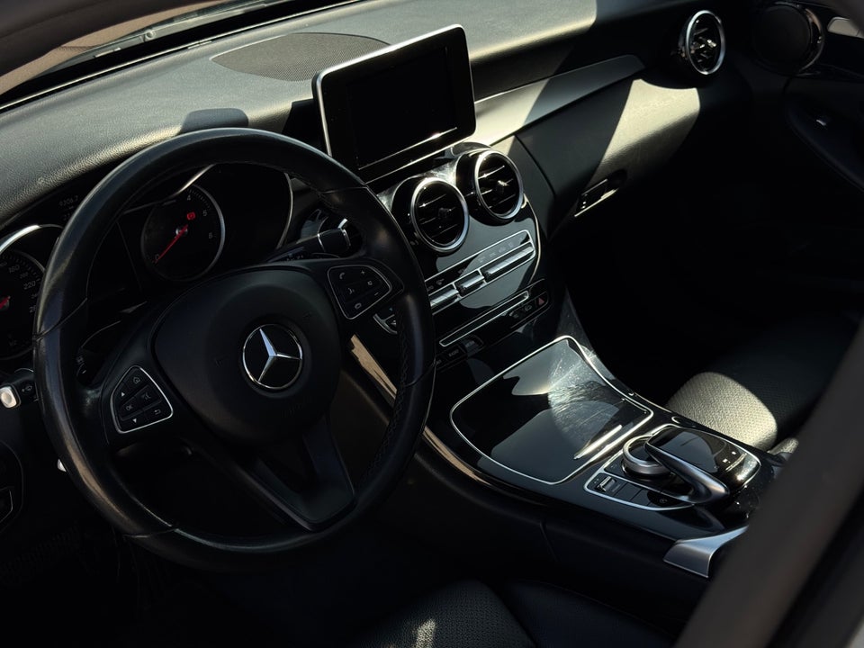 Mercedes C220 d 2,2 AMG Line aut. 4d