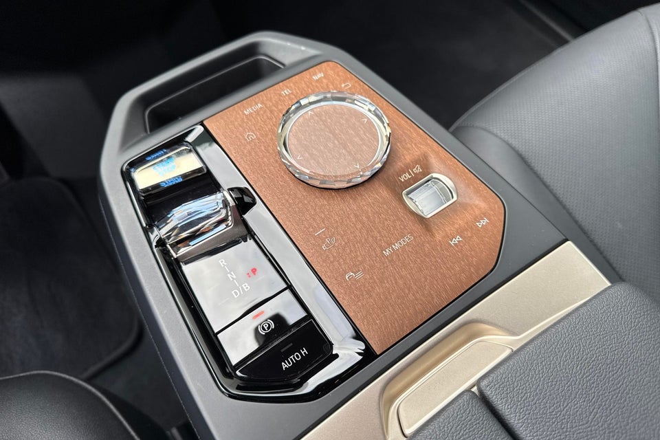 BMW iX xDrive40 5d