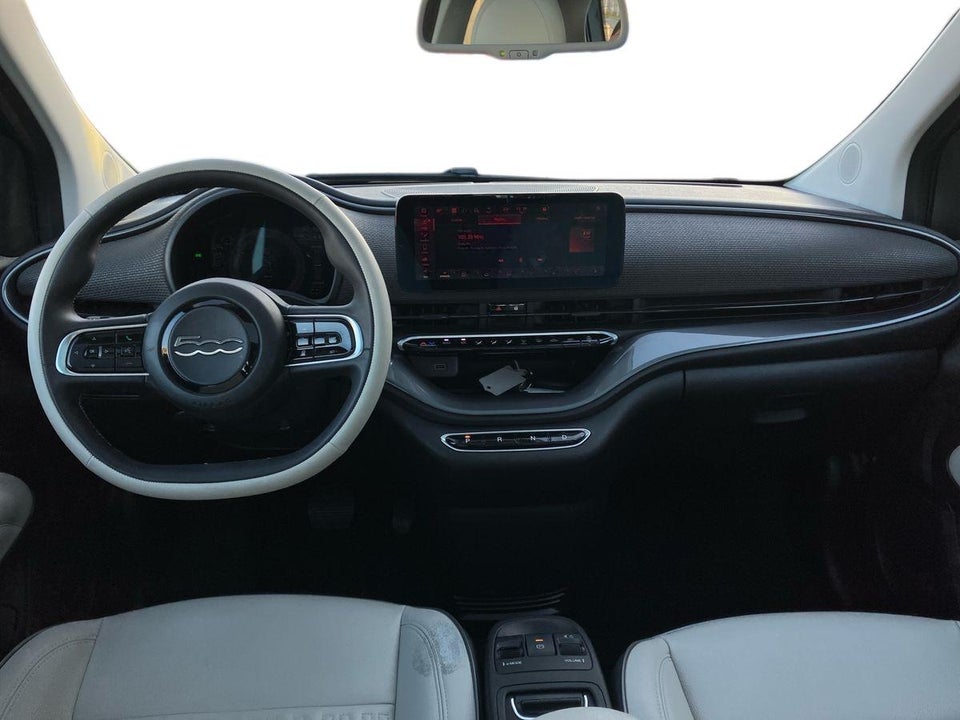 Fiat 500e 42 la Prima Sky 3d