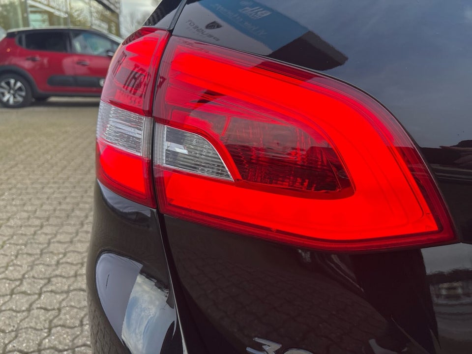 Peugeot 308 1,6 BlueHDi 120 Selection Sky SW 5d