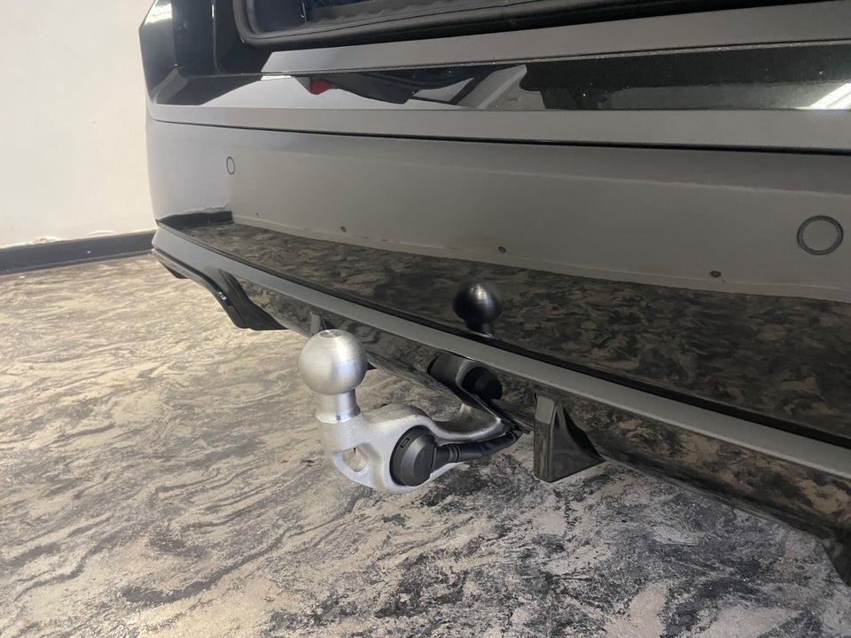 BMW iX1 eDrive20 Fully Charged 5d