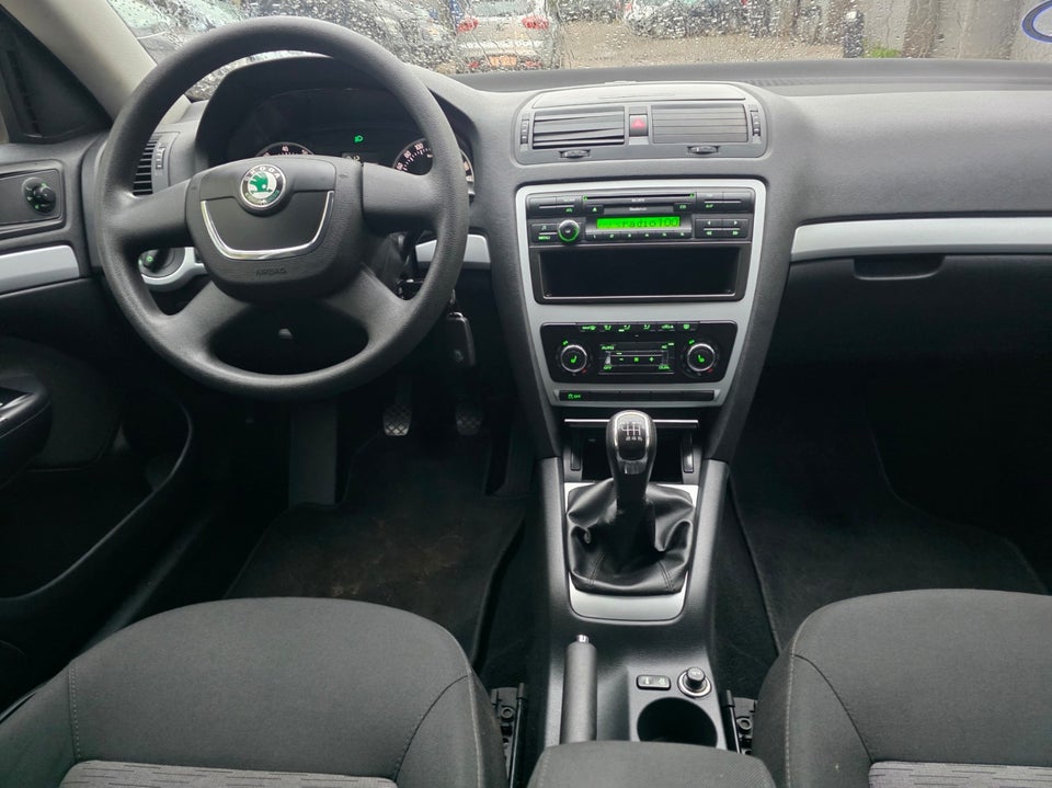 Skoda Octavia 1,2 TSi 105 Ambiente Combi 5d