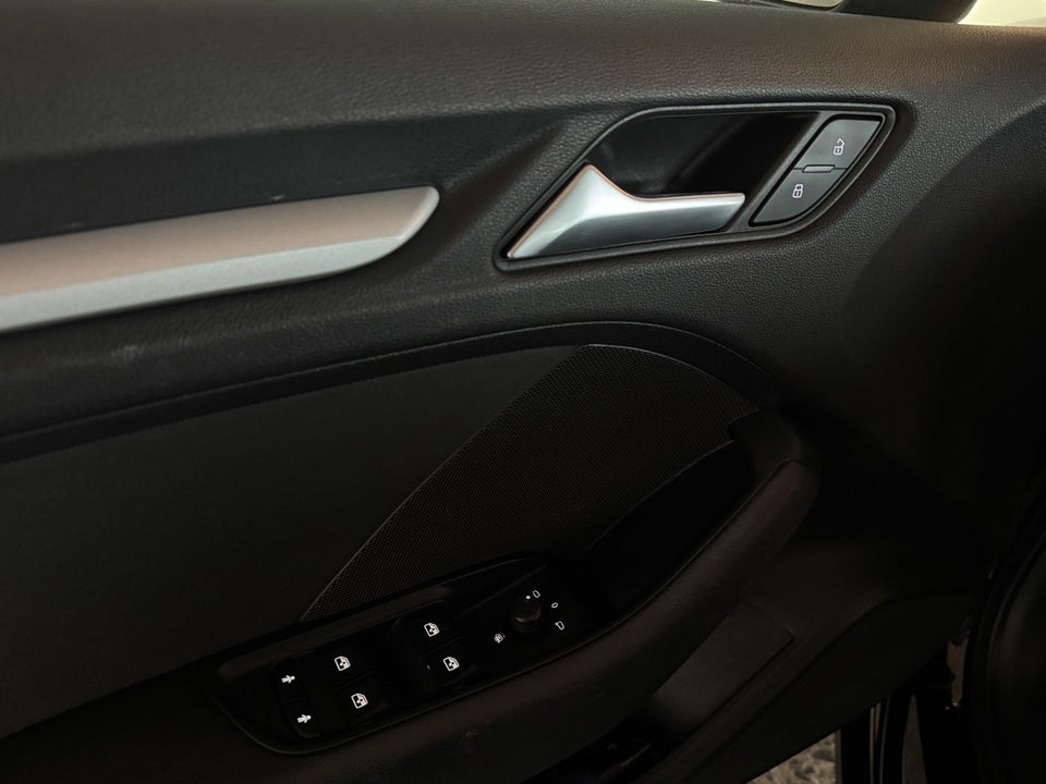 Audi A3 1,6 TDi 110 Sportback 5d