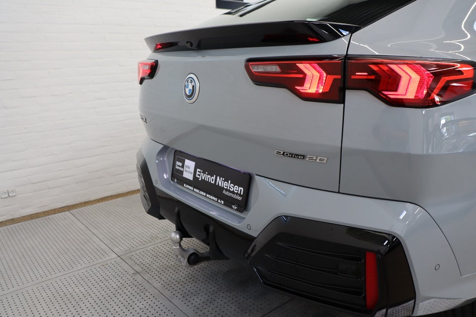 BMW iX2 eDrive20 M-Sport Premium 5d