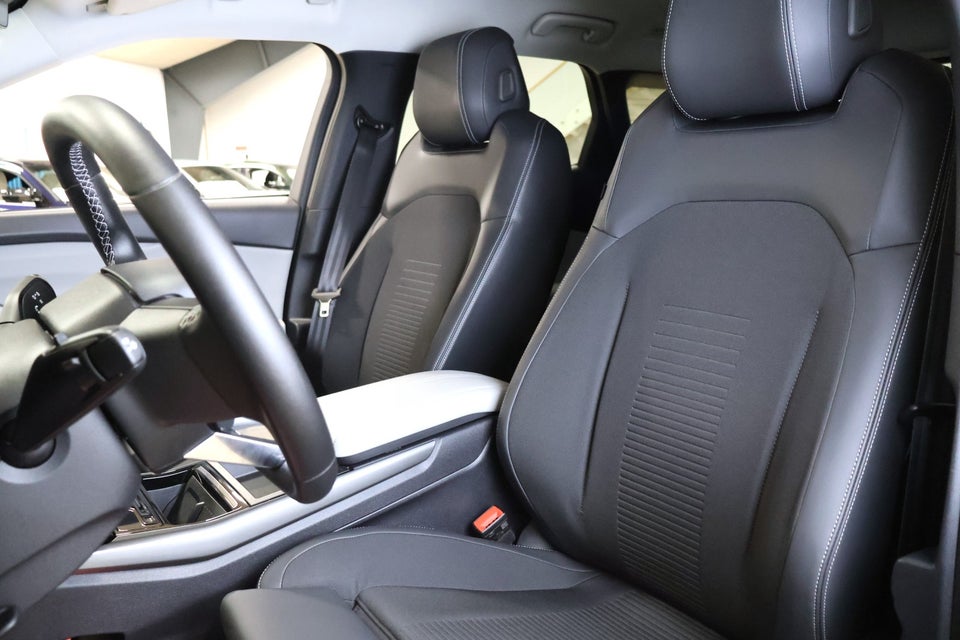 Ford Explorer 82 Select Extended Range 5d