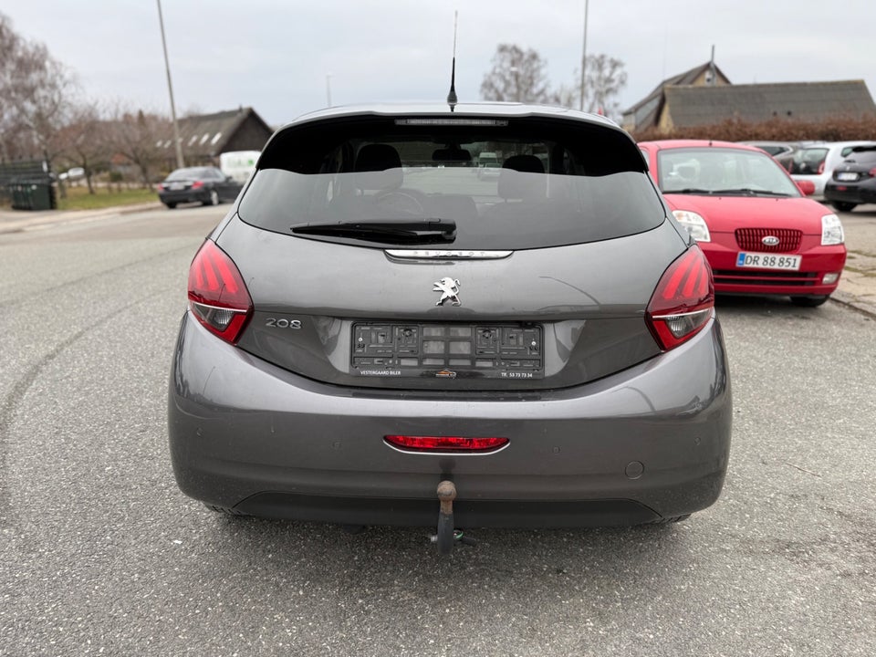 Peugeot 208 1,5 BlueHDi 100 Allure Sky 5d