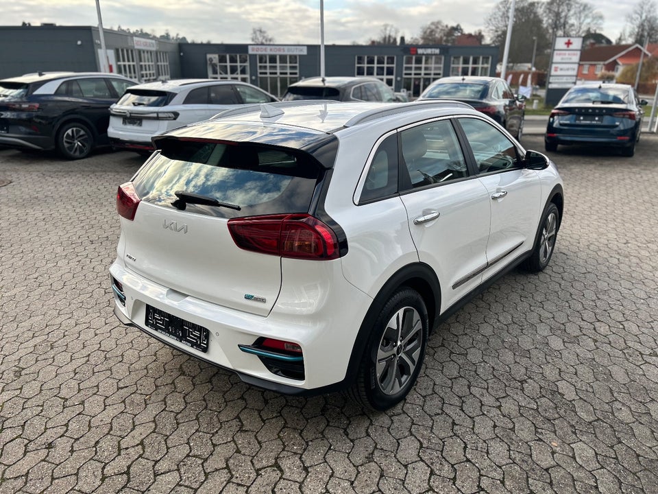 Kia e-Niro 64 Advance 5d