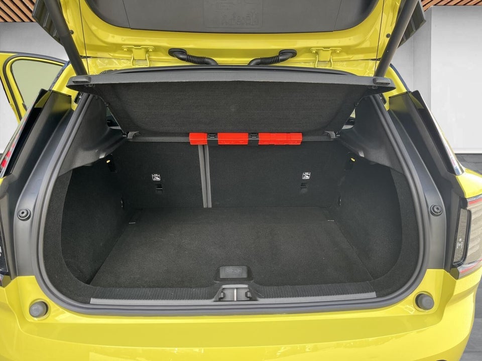 Volvo EX30 Extended Range Ultra 5d