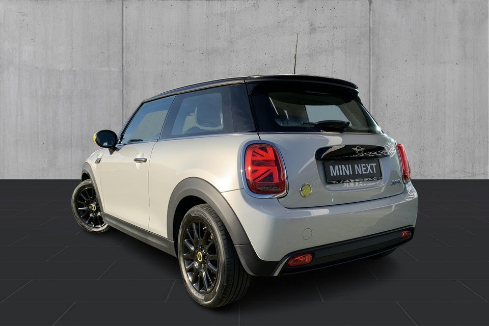 MINI Cooper SE Classic Trim 3d