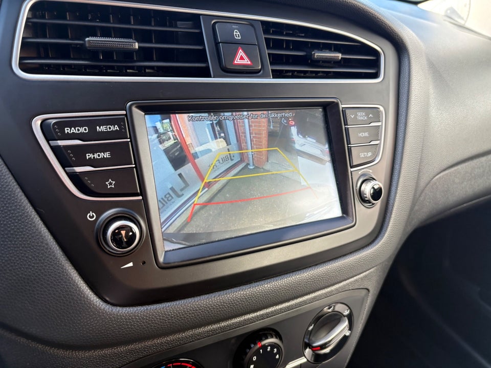 Hyundai i20 1,25 Style 5d