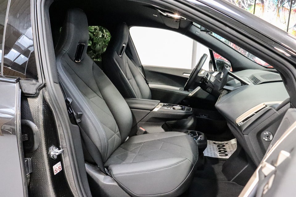 BMW iX xDrive40 5d