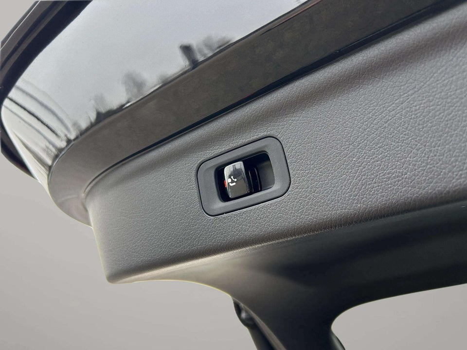 Mercedes EQE350 SUV Electric Art 4Matic 5d