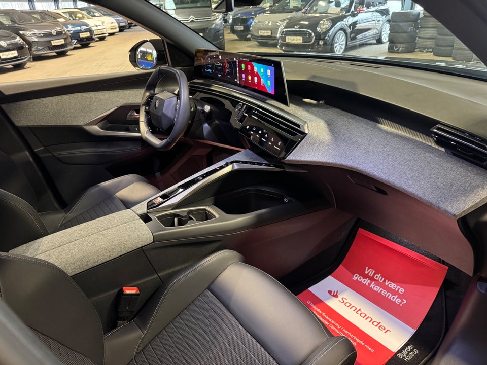 Peugeot e-5008 77 Allure 7prs 5d