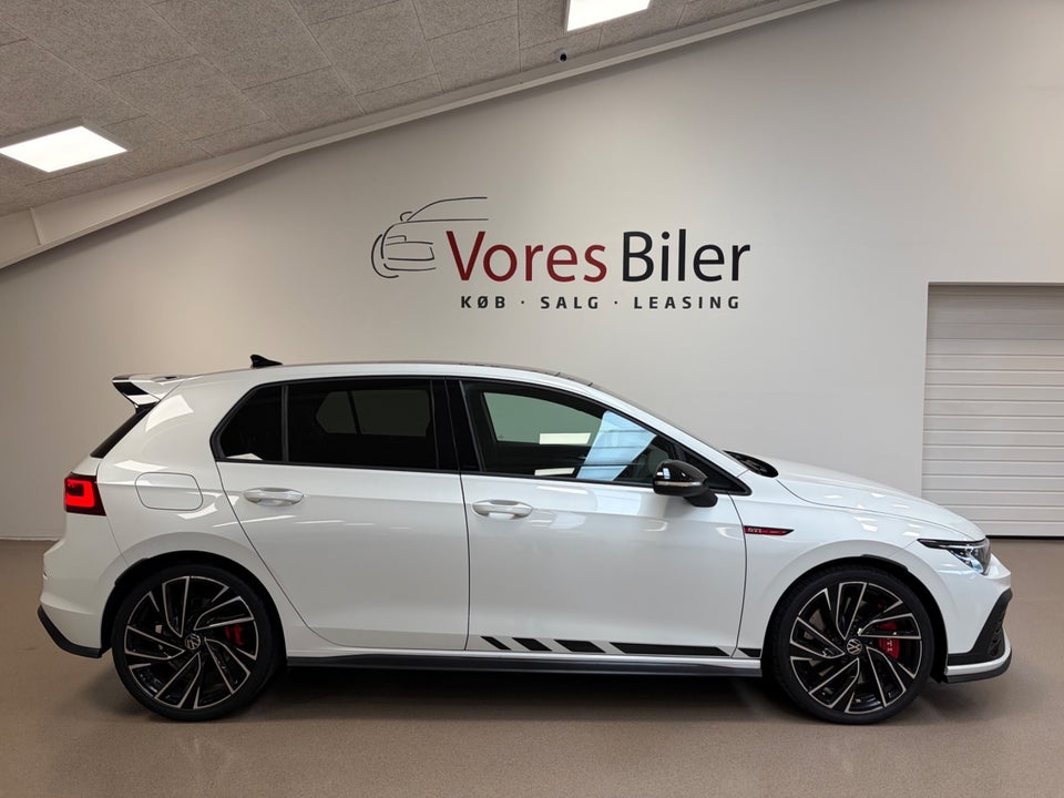 VW Golf VIII 2,0 GTi Clubsport DSG 5d