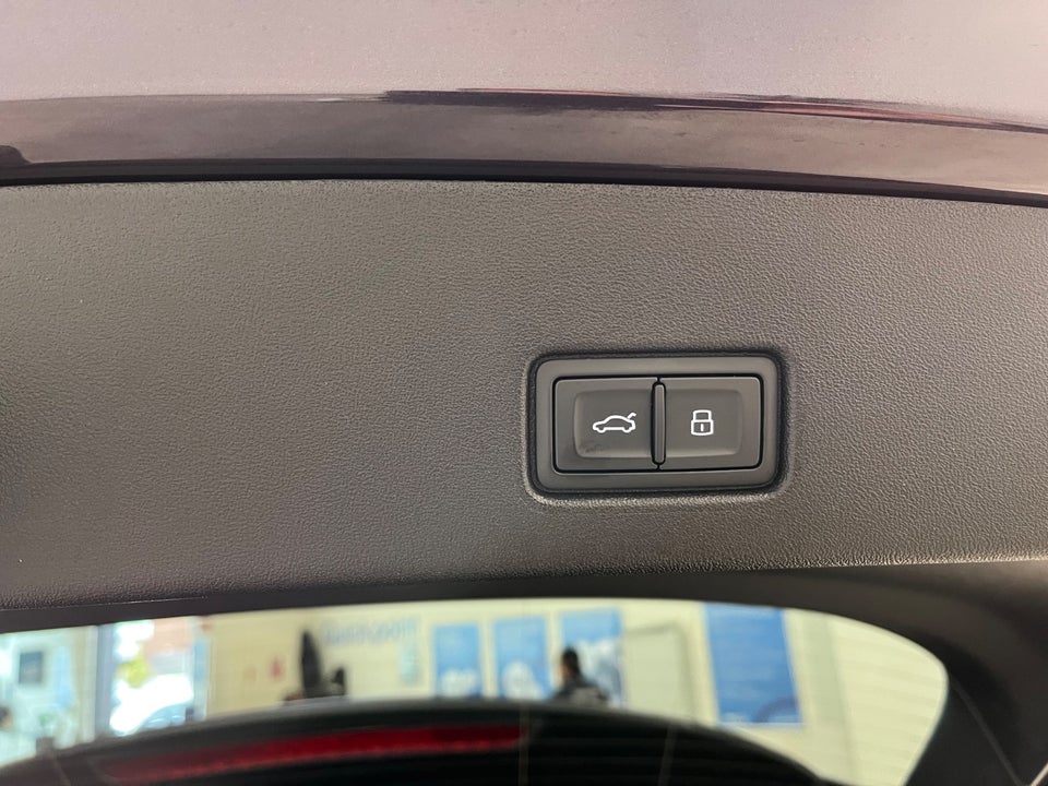 Audi Q4 e-tron 45 S-line 5d