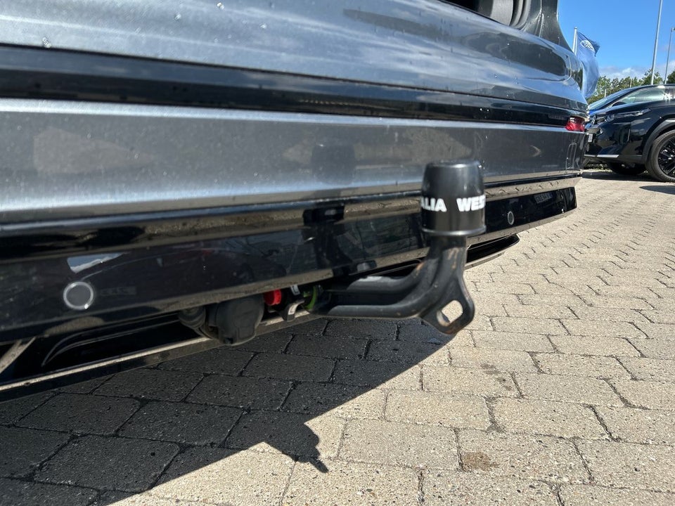 VW Tiguan 2,0 TDi 190 R-line DSG 4Motion Van 5d
