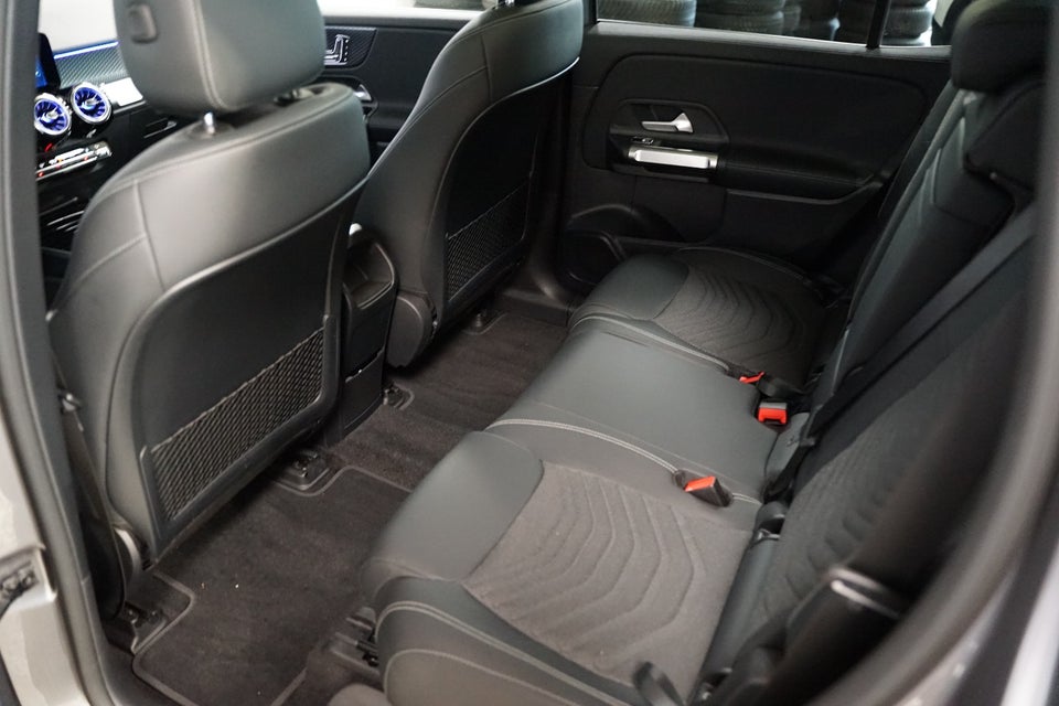 Mercedes EQB300 Progressive 4Matic 5d