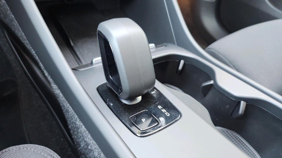 Volvo EC40 Standard Range Core 5d