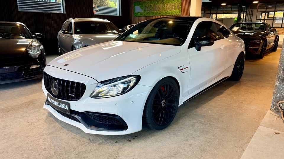 Mercedes C63 4,0 AMG Coupé aut. 2d