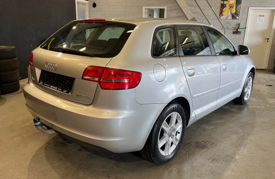 Audi A3 2,0 TDi 140 Sportback 5d