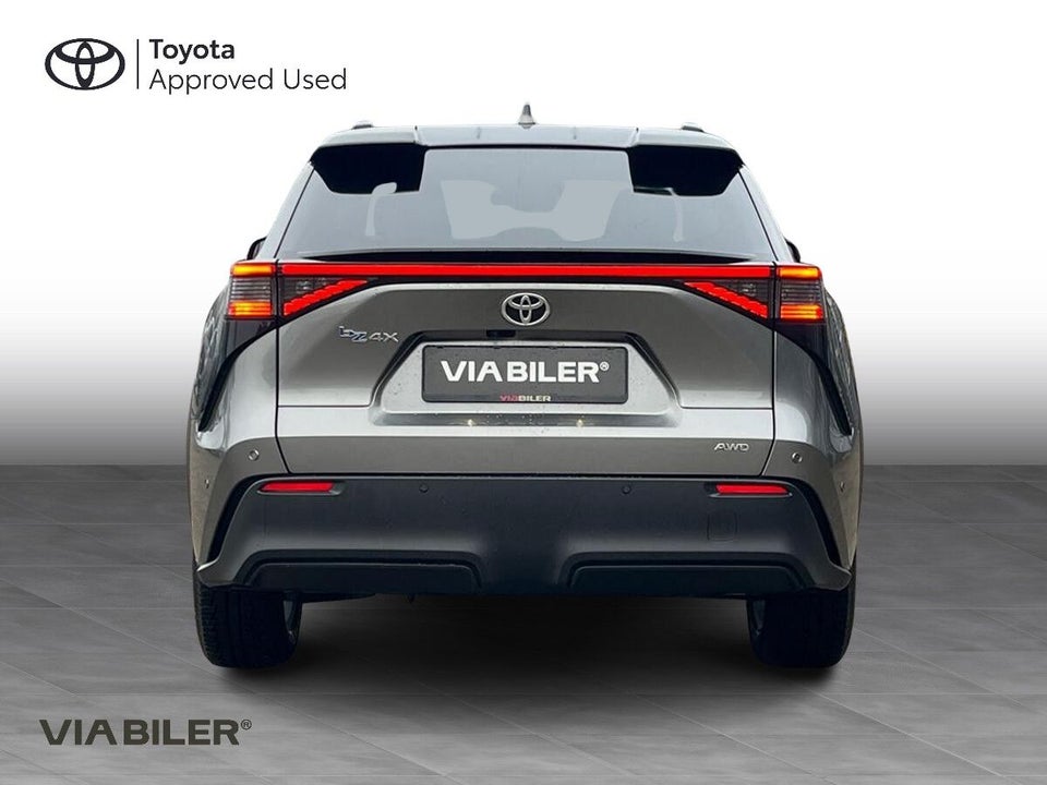 Toyota bZ4X Executive AWD 5d