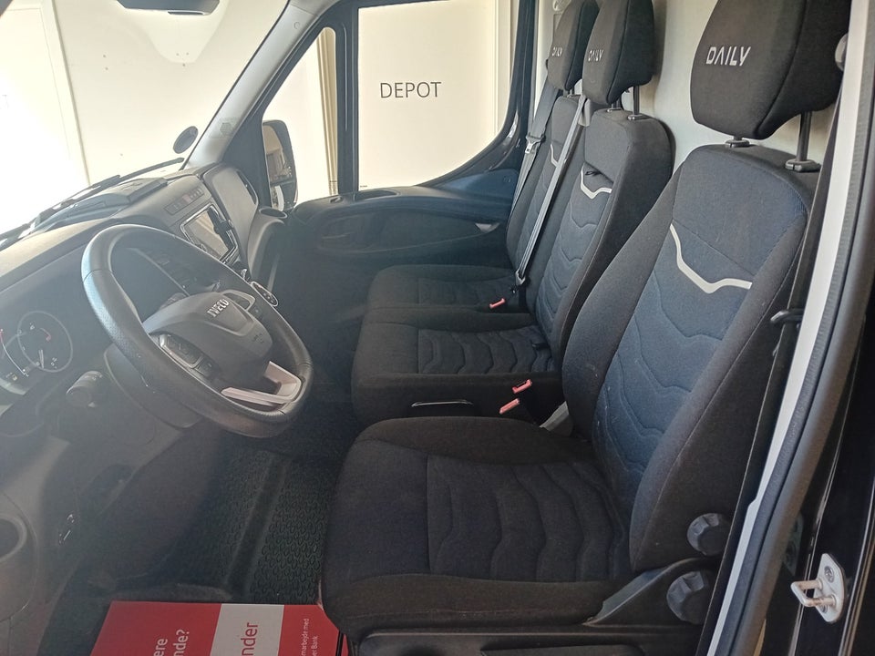 Iveco Daily 3,0 35S21 10,8m³ Van AG8