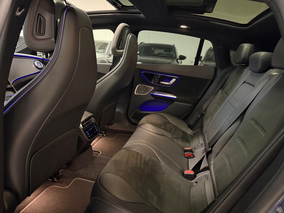 Mercedes EQE350 AMG Line 4Matic 4d