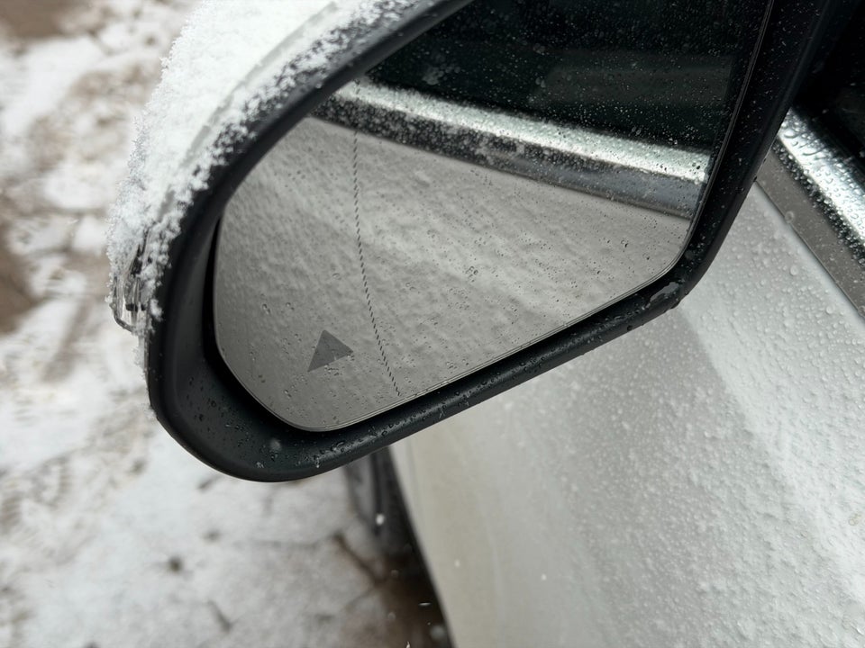 Mercedes EQB250+ AMG Line 5d