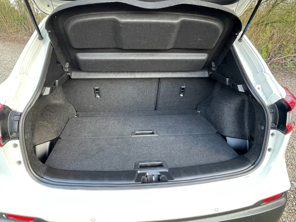 Nissan Qashqai 1,3 Dig-T 160 Tekna+ 5d