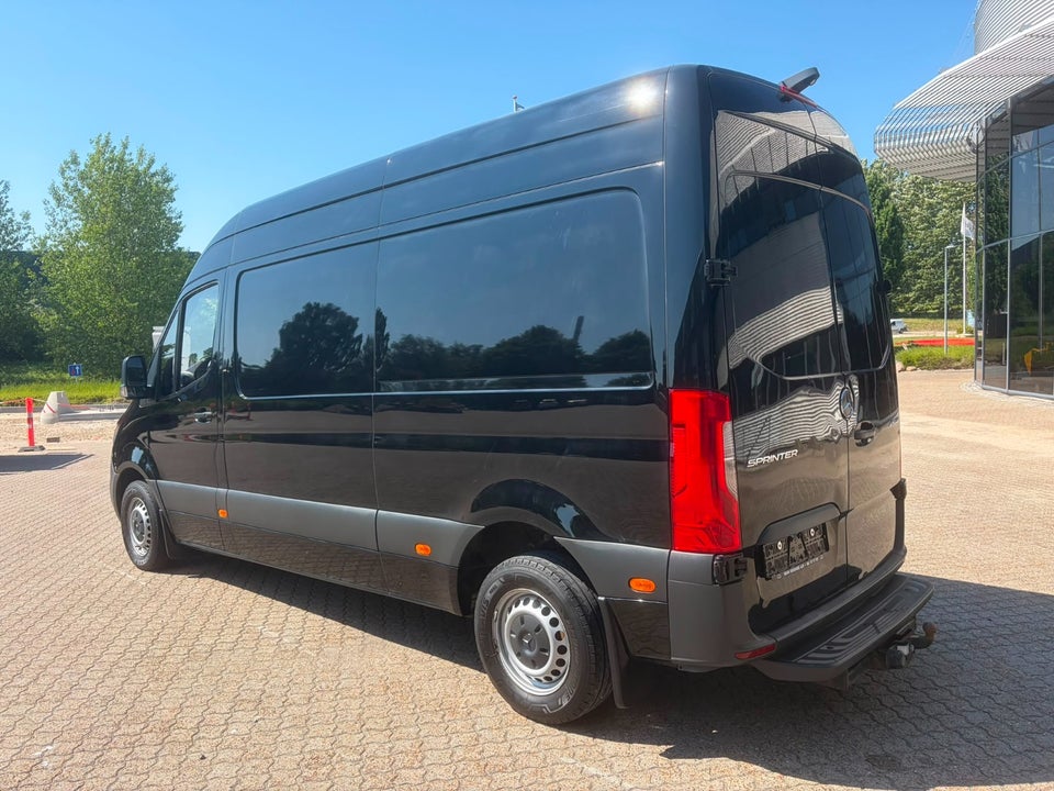 Mercedes Sprinter 214 2,2 CDi A2 Kassevogn FWD