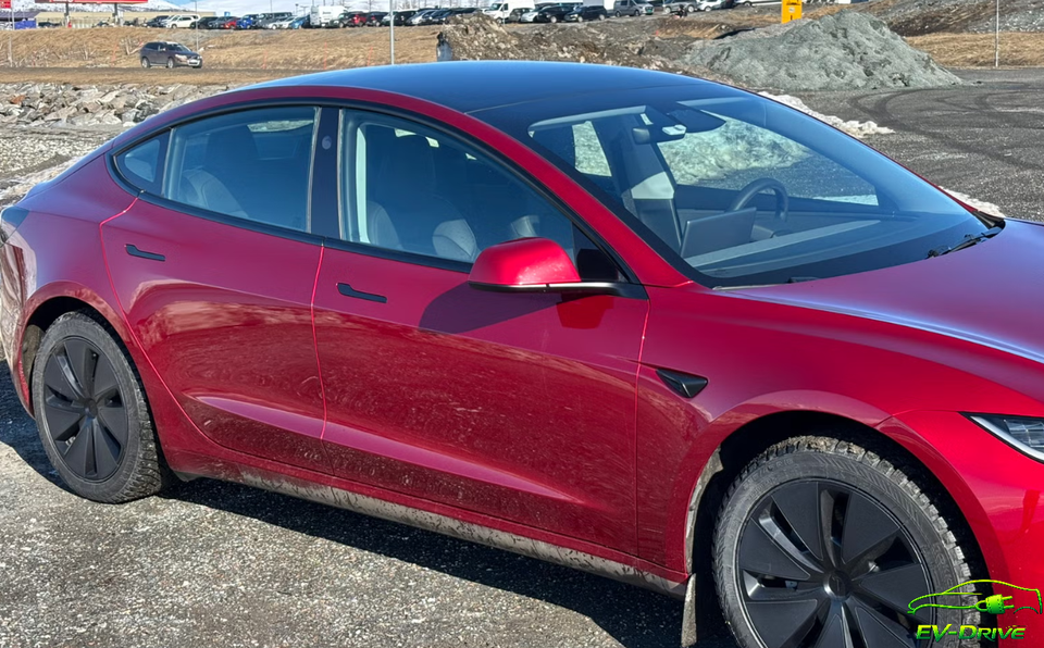 Tesla Model 3 RWD 4d