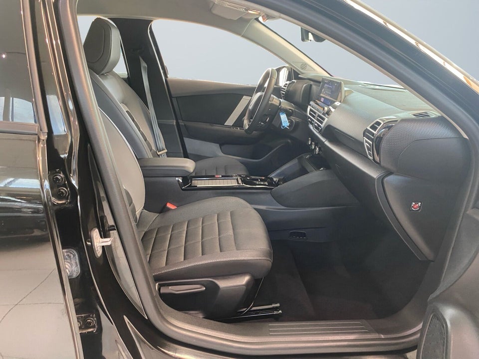Citroën ë-C4 X 54 Plus 4d