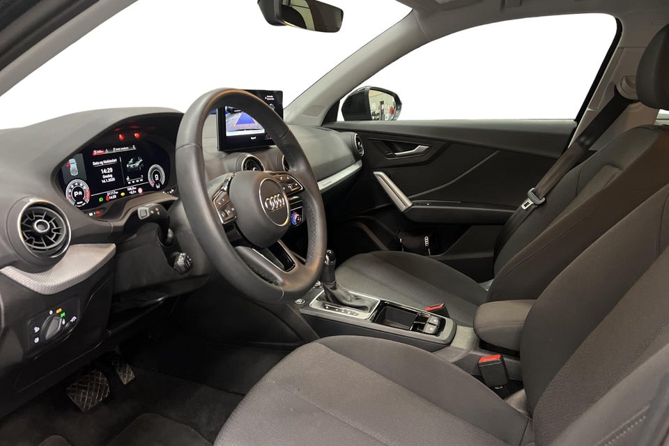 Audi Q2 35 TFSi Prestige S-tr. 5d