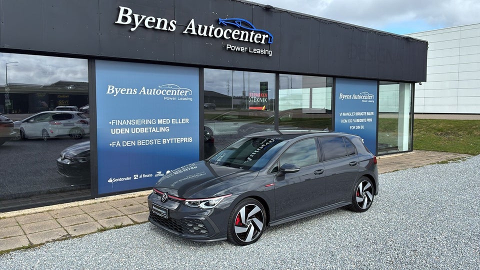 VW Golf VIII 2,0 GTi DSG 5d