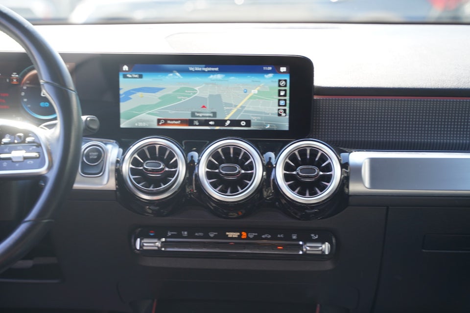 Mercedes EQB250 Progressive 5d