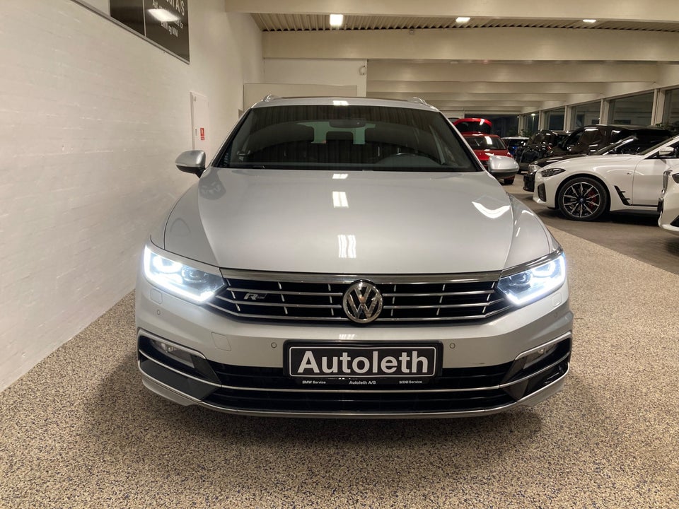 VW Passat 2,0 TSi 280 R-line Variant DSG 4Motion 5d