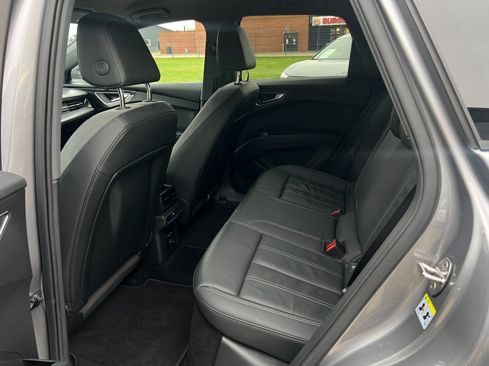 Audi Q4 e-tron 40 Advanced 5d