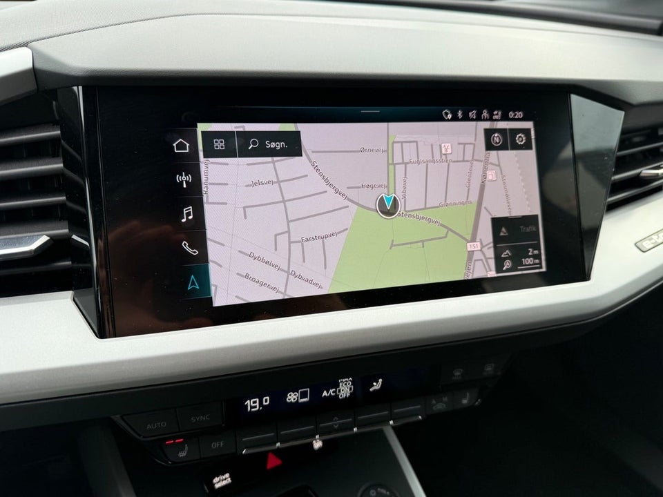 Audi Q4 e-tron 40  5d