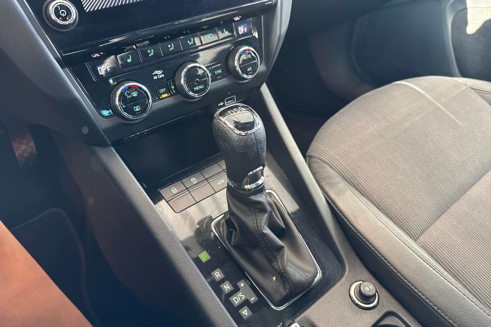 Skoda Octavia 2,0 TDi 150 Business Line+ Combi DSG 5d