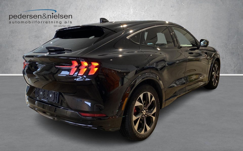 Ford Mustang Mach-E 98 Premium Extended Range 5d