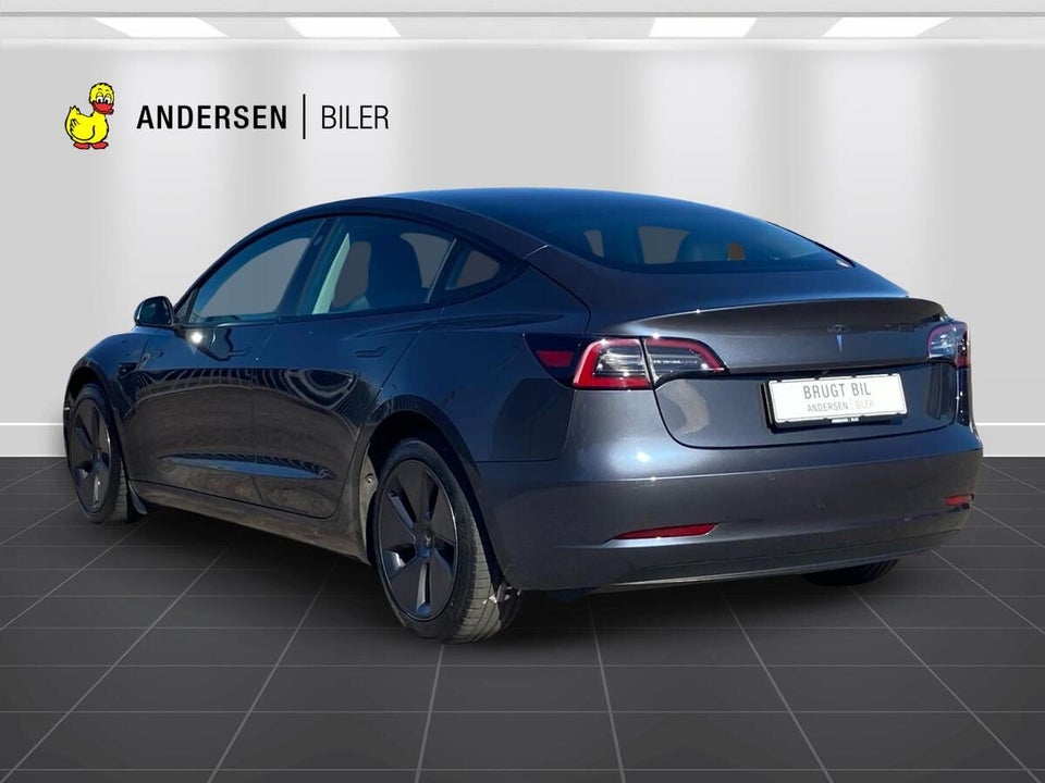Tesla Model 3 Long Range AWD 4d